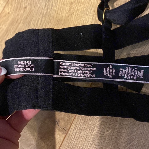 NWOT Victoria Secret strappy lingerie set - Picture 8 of 10